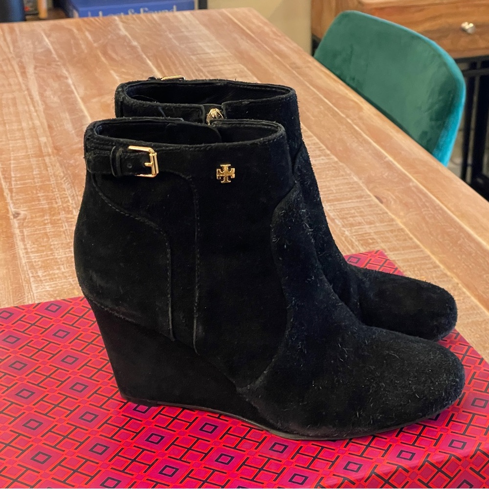 Tory Burch black leather Wedge bootie - Picture 4 of 13